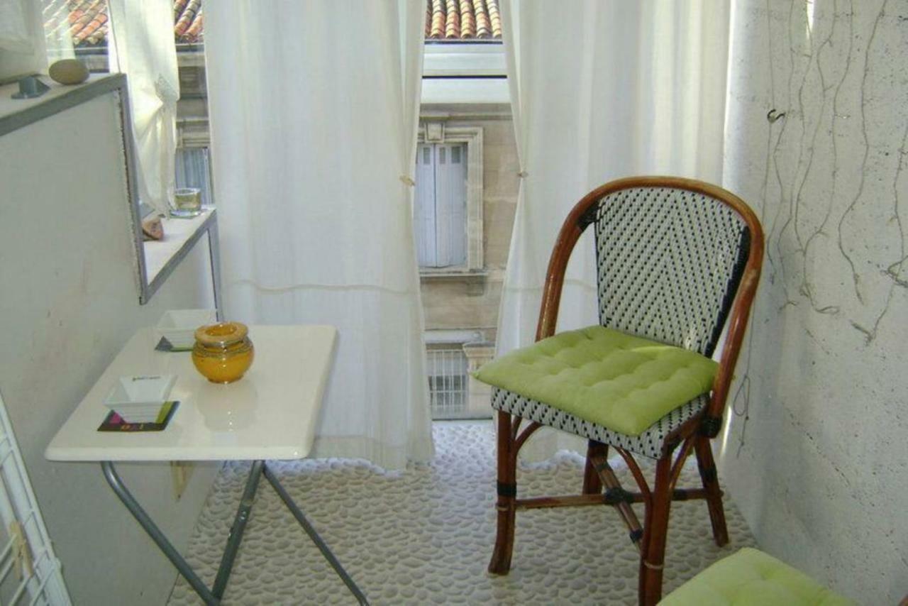 Charmant Appartement Carcassonne Exterior photo